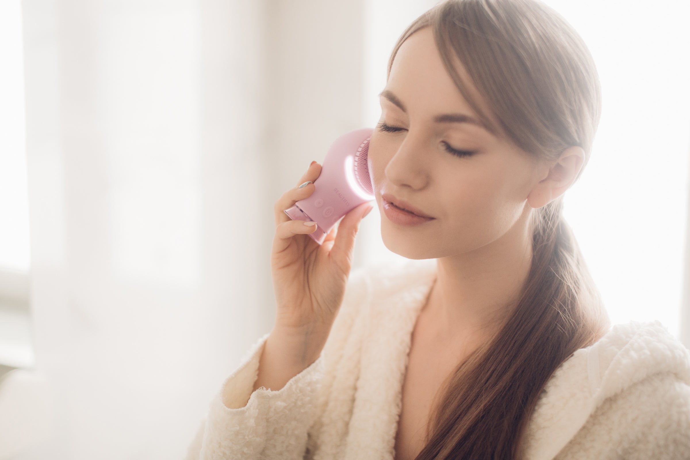 BEAUTIFLY B-Fresh Pink Schall-Gesichtsbürste