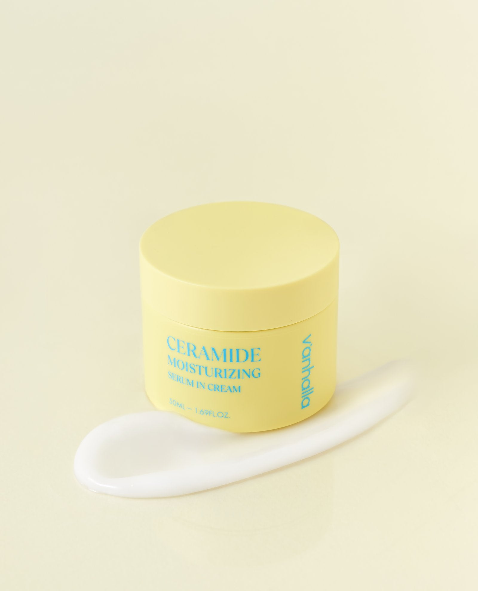 VANHALLA Ceramid Hydratisierende Essenz im Toner