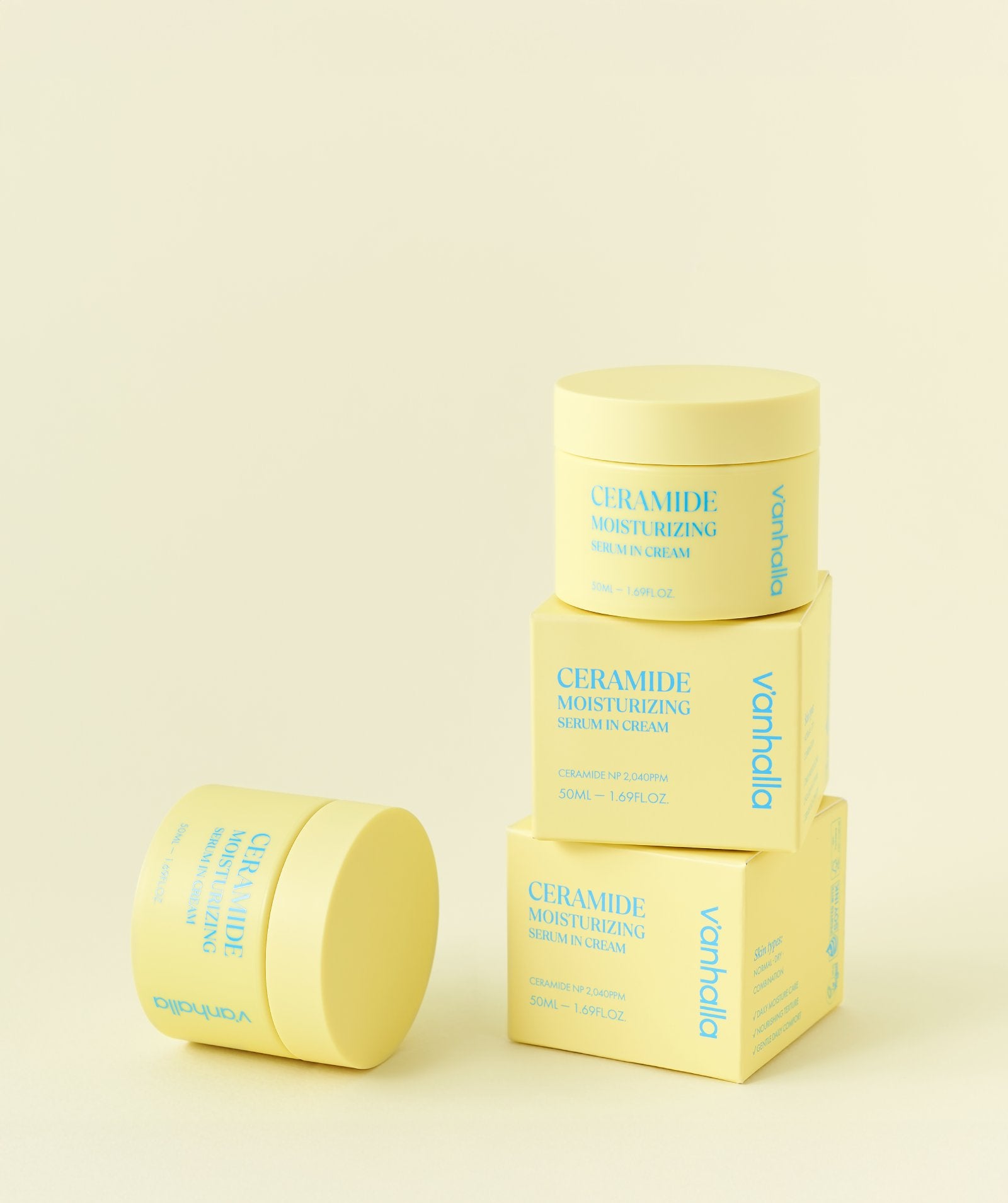 VANHALLA Ceramid Hydratisierende Essenz im Toner